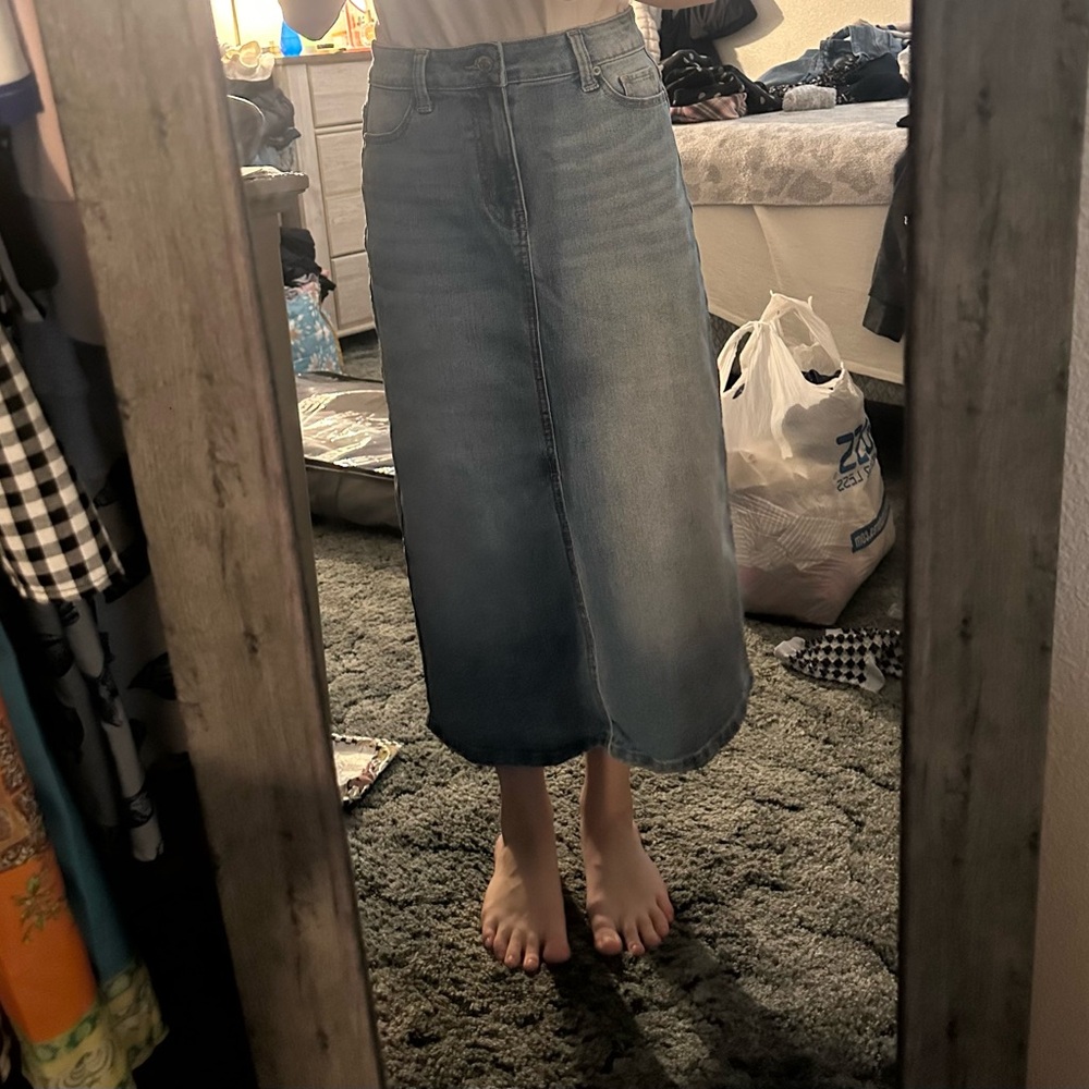 Denim Skirt Light Wash